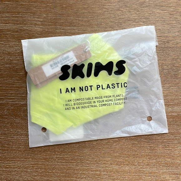 SKIMS Other - Skims fits everybody thong